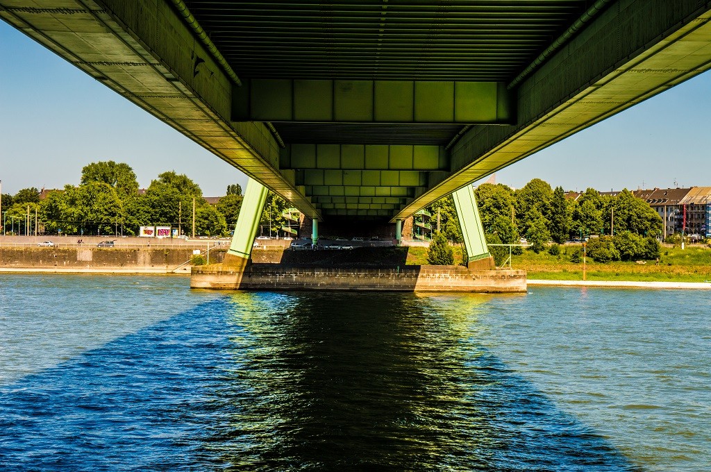 Die Kölner Severinsbrücke